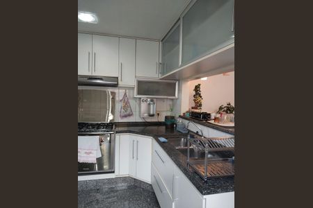 Casa à venda com 3 quartos, 211m² em Chácara Inglesa, São Paulo