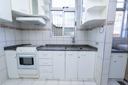 Apartamento à venda com 66m², 3 quartos e 1 vaga Apartamento à venda com 66m², 3 quartos e 1 vagaCozinha e Área de Serviço
