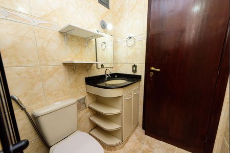 Apartamento à venda com 66m², 3 quartos e 1 vaga Apartamento à venda com 66m², 3 quartos e 1 vagaBanheiro