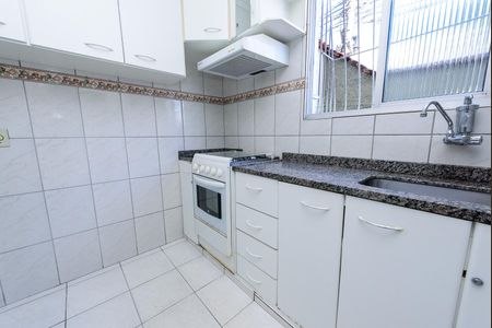 Apartamento à venda com 66m², 3 quartos e 1 vaga Apartamento à venda com 66m², 3 quartos e 1 vagaCozinha e Área de Serviço