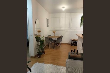 Sala de apartamento à venda com 2 quartos, 45m² em Irajá, Rio de Janeiro