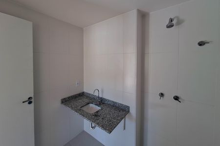 Studio para alugar com 38m², 1 quarto e 1 vaga Studio para alugar com 38m², 1 quarto e 1 vagaBanheiro