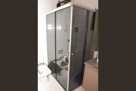 Casa à venda com 323m², 3 quartos e 2 vagas Casa à venda com 323m², 3 quartos e 2 vagasBanheiro da Suíte