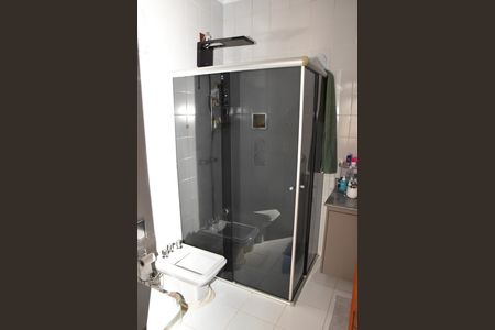 Casa à venda com 323m², 3 quartos e 2 vagas Casa à venda com 323m², 3 quartos e 2 vagasBanheiro da Suíte