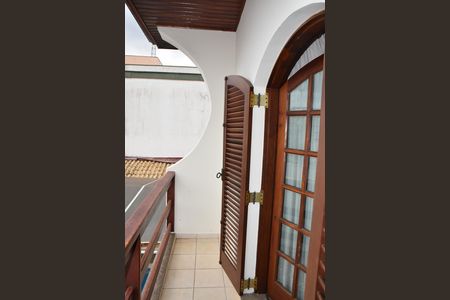 Casa à venda com 323m², 3 quartos e 2 vagas Casa à venda com 323m², 3 quartos e 2 vagasquarto 3 varanda