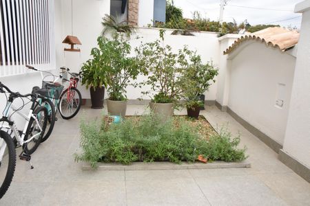 quintal de casa à venda com 3 quartos, 323m² em Jardim Liberdade, Jundiaí