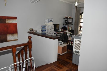 Casa à venda com 323m², 3 quartos e 2 vagas Casa à venda com 323m², 3 quartos e 2 vagassala de tv
