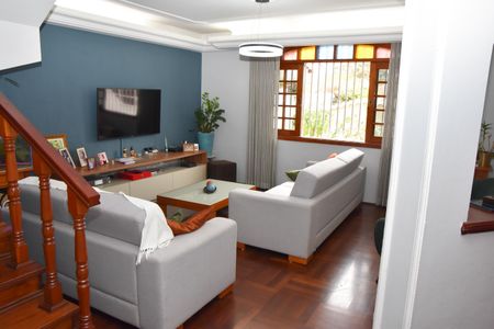 Casa à venda com 3 quartos, 323m² em Jardim Liberdade, Jundiaí