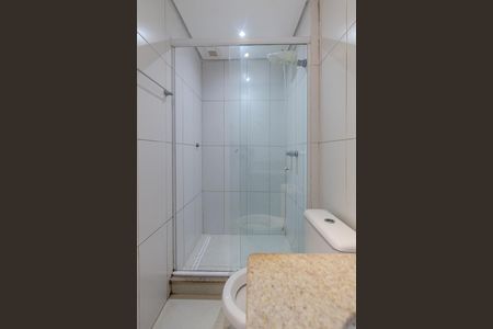 Cozinha e Área de Serviço de apartamento para alugar com 2 quartos, 58m² em Vila Nova, Porto Alegre
