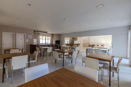 Apartamento para alugar com 58m², 2 quartos e 1 vaga Apartamento para alugar com 58m², 2 quartos e 1 vagaÁrea comum - Salão de festas