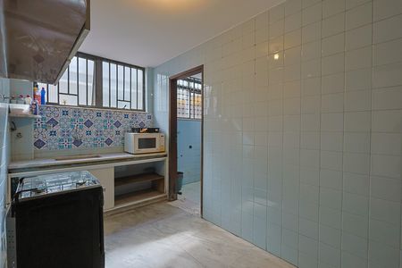 Apartamento à venda com 140m², 4 quartos e 1 vaga