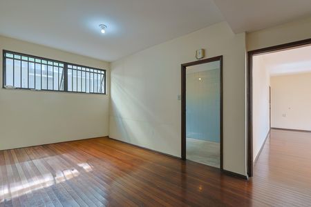 Apartamento à venda com 140m², 4 quartos e 1 vaga
