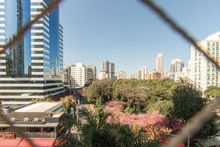 Apartamento para alugar com 110m², 3 quartos e 1 vaga Apartamento para alugar com 110m², 3 quartos e 1 vagaVista do Quarto 1