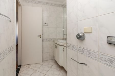 Apartamento para alugar com 110m², 3 quartos e 1 vaga Apartamento para alugar com 110m², 3 quartos e 1 vagaBanheiro