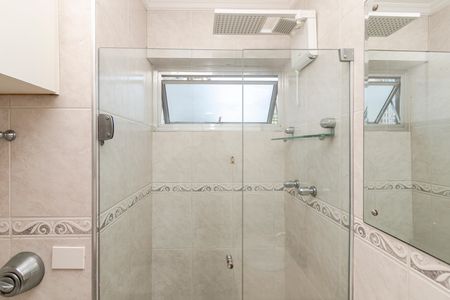 Apartamento para alugar com 110m², 3 quartos e 1 vaga Apartamento para alugar com 110m², 3 quartos e 1 vagaBanheiro da Suíte