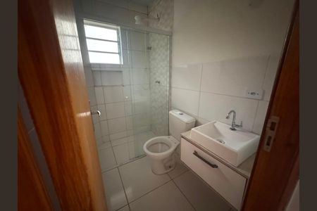 Apartamento para alugar com 42m², 2 quartos e sem vaga Apartamento para alugar com 42m², 2 quartos e sem vagaBanheiro
