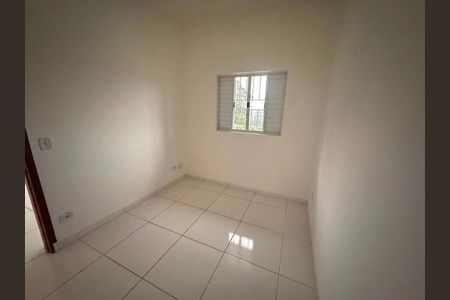 Quarto de apartamento para alugar com 2 quartos, 42m² em Jardim Leonor, Cotia