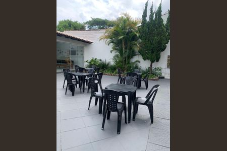 Área Externa de casa à venda com 2 quartos, 273m² em Rubem Berta, Porto Alegre