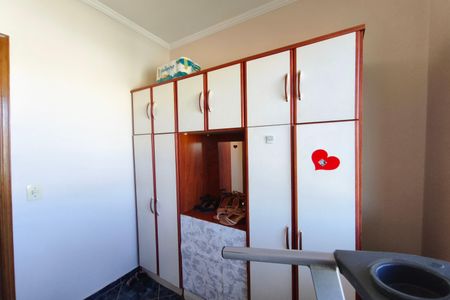 Casa para alugar com 249m², 4 quartos e 1 vaga Casa para alugar com 249m², 4 quartos e 1 vagaQuarto 4