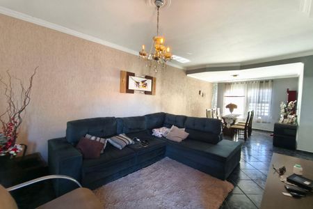 Casa para alugar com 4 quartos, 249m² em Parque Residencial Vila União, Campinas