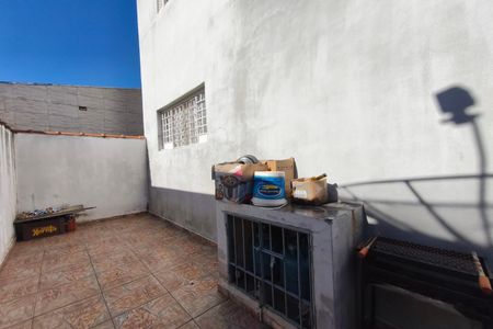 Casa para alugar com 249m², 4 quartos e 1 vaga Casa para alugar com 249m², 4 quartos e 1 vagaQuintal