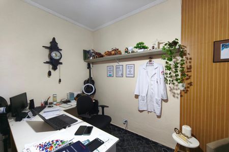 Escritório de casa para alugar com 4 quartos, 249m² em Parque Residencial Vila União, Campinas