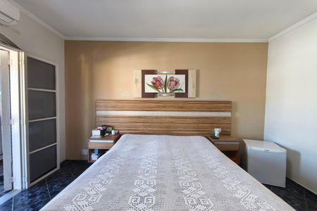 Casa para alugar com 249m², 4 quartos e 1 vaga Casa para alugar com 249m², 4 quartos e 1 vagaQuarto Suíte
