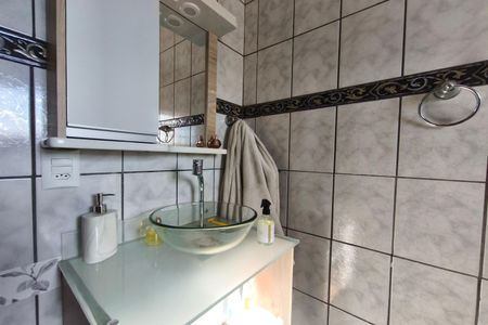Casa para alugar com 249m², 4 quartos e 1 vaga Casa para alugar com 249m², 4 quartos e 1 vagaBanheiro Social