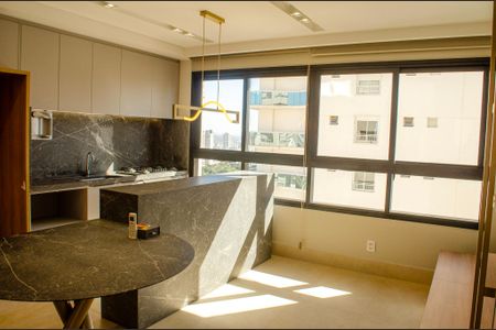 Sala de apartamento para alugar com 2 quartos, 70m² em Setor Marista, Goiânia