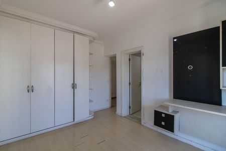 Apartamento à venda com 170m², 3 quartos e 2 vagas Apartamento à venda com 170m², 3 quartos e 2 vagasSuíte 2