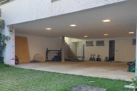 Casa à venda com 6 quartos, 407m² em Jardim Sao Bento, São Paulo