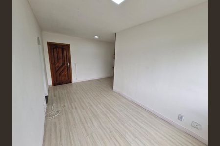 Apartamento para alugar com 45m², 2 quartos e 1 vaga Apartamento para alugar com 45m², 2 quartos e 1 vagaSala