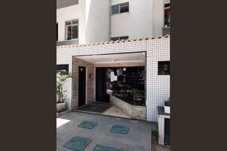 Entrada de apartamento para alugar com 2 quartos, 45m² em Freguesia (Jacarepaguá), Rio de Janeiro