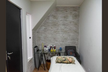 Casa à venda com 120m², 5 quartos e 1 vaga