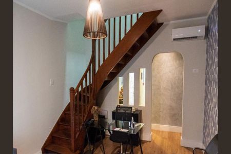Casa à venda com 120m², 5 quartos e 1 vaga
