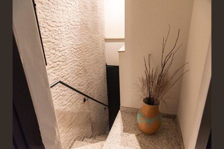Casa à venda com 120m², 5 quartos e 1 vaga