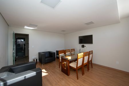 Apartamento à venda com 60m², 2 quartos e 2 vagas Apartamento à venda com 60m², 2 quartos e 2 vagasSALA DE REUNIAO