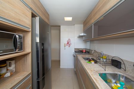 Apartamento à venda com 60m², 2 quartos e 2 vagas Apartamento à venda com 60m², 2 quartos e 2 vagasCOZINHA
