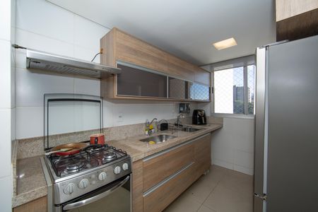 COZINHA de apartamento à venda com 2 quartos, 60m² em Luxemburgo, Belo Horizonte