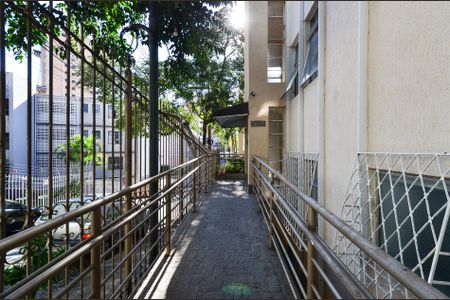 Entrada de apartamento à venda com 3 quartos, 100m² em Anchieta, Belo Horizonte