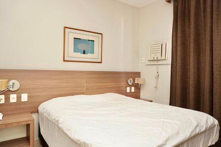 Studio para alugar com 26m², 1 quarto e 1 vaga Studio para alugar com 26m², 1 quarto e 1 vagaQuarto