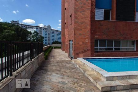 Studio para alugar com 26m², 1 quarto e 1 vaga Studio para alugar com 26m², 1 quarto e 1 vagaÁrea comum - Piscina
