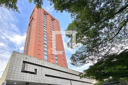 Studio para alugar com 26m², 1 quarto e 1 vaga Studio para alugar com 26m², 1 quarto e 1 vagaFachada do Prédio