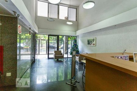 Studio para alugar com 26m², 1 quarto e 1 vaga Studio para alugar com 26m², 1 quarto e 1 vagaHall de entrada