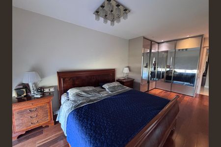 Apartamento para alugar com 206m², 4 quartos e 3 vagas Apartamento para alugar com 206m², 4 quartos e 3 vagasQuarto 4