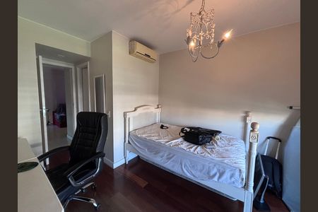 Apartamento para alugar com 206m², 4 quartos e 3 vagas Apartamento para alugar com 206m², 4 quartos e 3 vagasQuarto 2