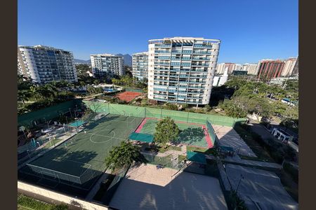 Apartamento para alugar com 206m², 4 quartos e 3 vagas Apartamento para alugar com 206m², 4 quartos e 3 vagasVaranda