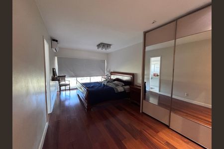 Apartamento para alugar com 206m², 4 quartos e 3 vagas Apartamento para alugar com 206m², 4 quartos e 3 vagasQuarto 4