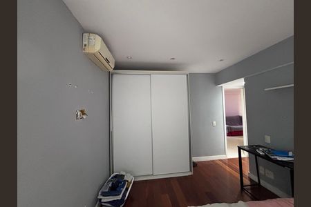 Apartamento para alugar com 206m², 4 quartos e 3 vagas Apartamento para alugar com 206m², 4 quartos e 3 vagasQuarto 3