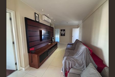Apartamento para alugar com 206m², 4 quartos e 3 vagas Apartamento para alugar com 206m², 4 quartos e 3 vagasSala de TV